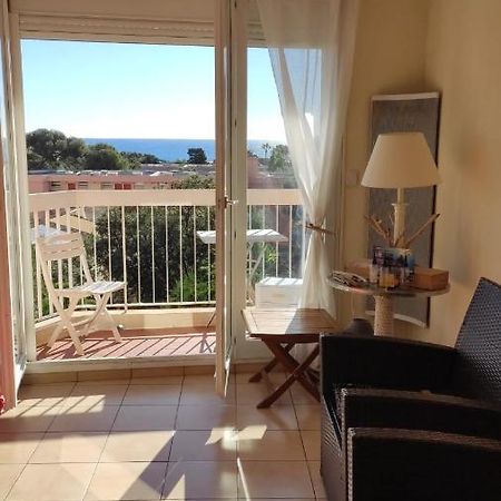 Appartement Lumineux Vue Mer Fréjus المظهر الخارجي الصورة